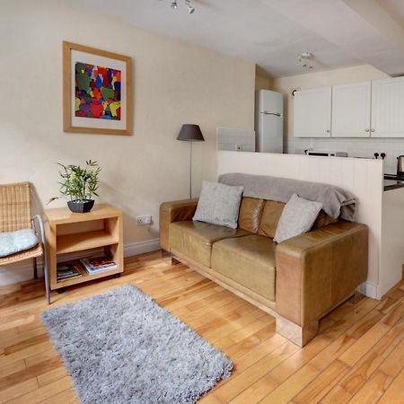 The Shop By Treetop Property Cirencester Esterno foto