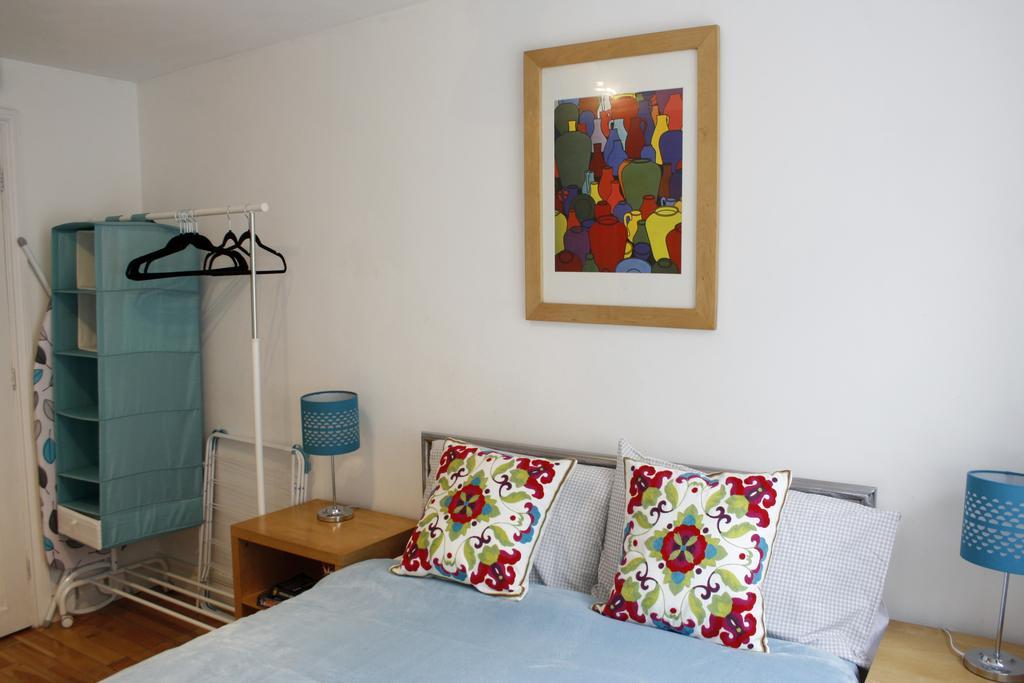 The Shop By Treetop Property Cirencester Camera foto