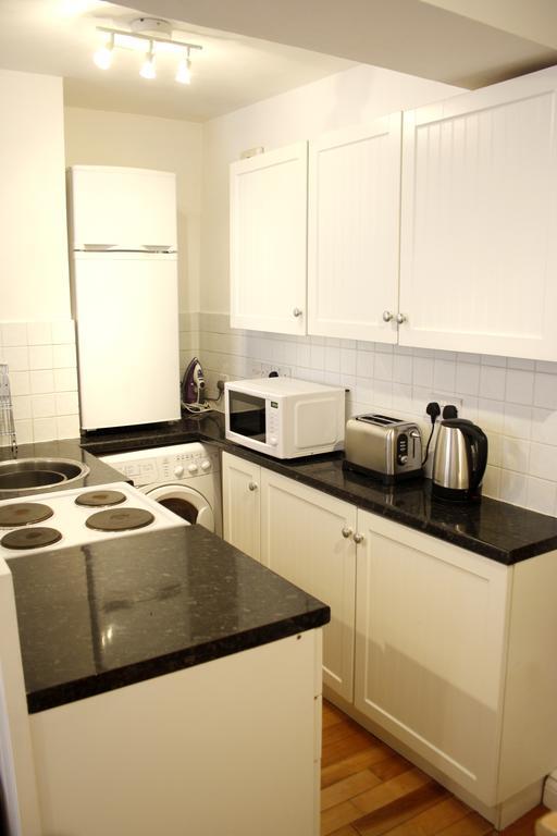 The Shop By Treetop Property Cirencester Camera foto