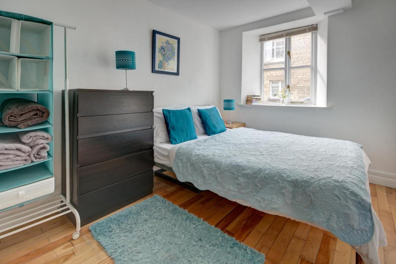 The Shop By Treetop Property Cirencester Esterno foto